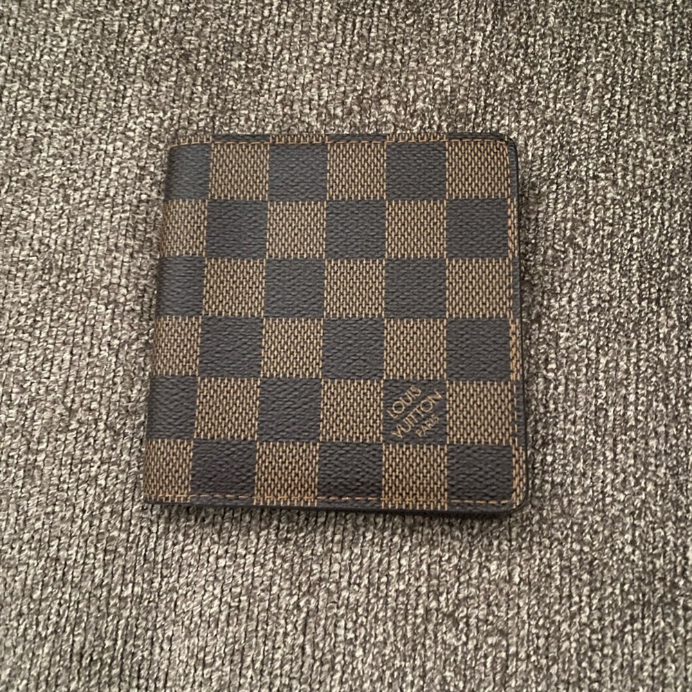 Pre-owned Louis Vuitton Damier
Ebene Leather Wallet Men's BiFold Wallet
